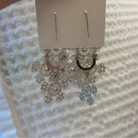 Silver Filigree Flower Dangle Earrings - Picture 2 of 2